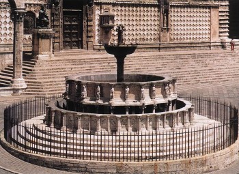 Fonte Maggiore-Perugia (Nicola Pisano)